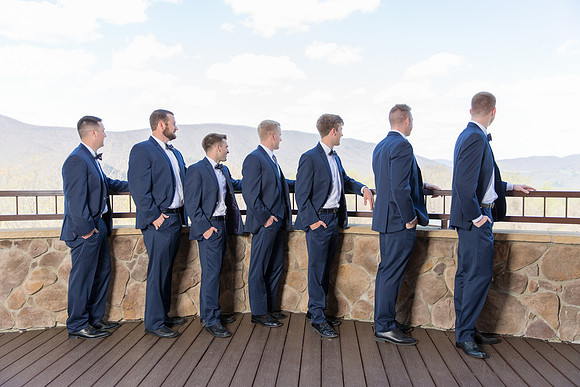 2018 28 04 groom and groomsmen1037.jpg