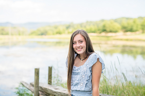 2018_Maddy_Senior-6.jpg