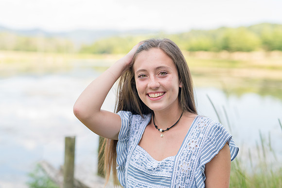 2018_Maddy_Senior-16.jpg