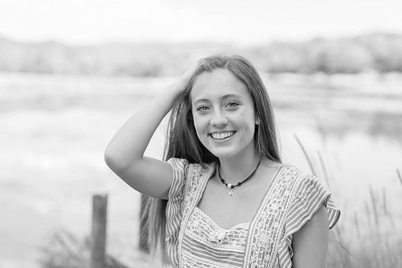 2018_Maddy_Senior-16-2.jpg