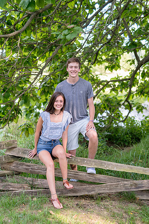 2018_Maddy_Senior-23.jpg