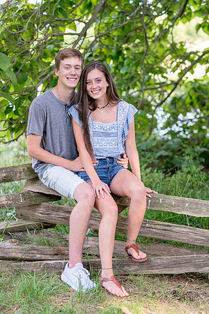 2018_Maddy_Senior-24.jpg