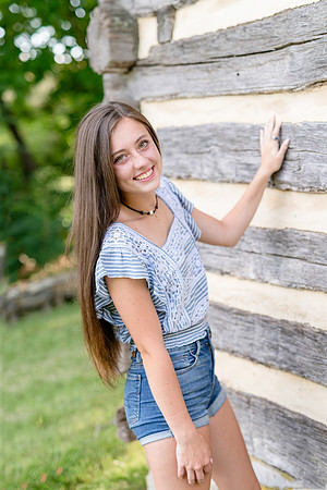 2018_Maddy_Senior-29.jpg
