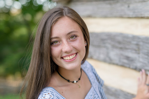 2018_Maddy_Senior-30.jpg