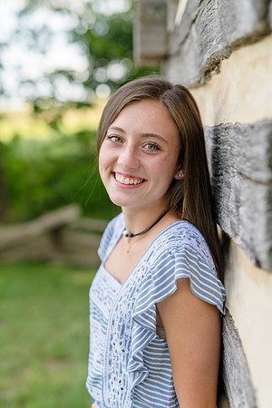 2018_Maddy_Senior-40.jpg