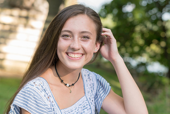 2018_Maddy_Senior-50.jpg