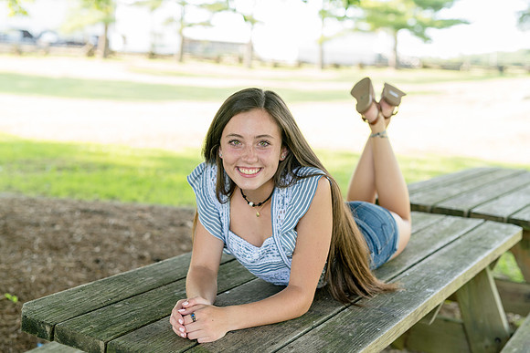 2018_Maddy_Senior-65.jpg