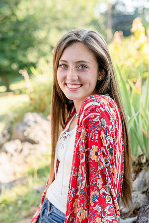 2018_Maddy_Senior-123.jpg