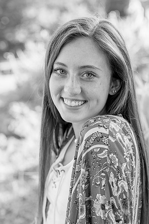2018_Maddy_Senior-124-2.jpg