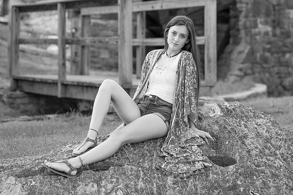2018_Maddy_Senior-127-2.jpg