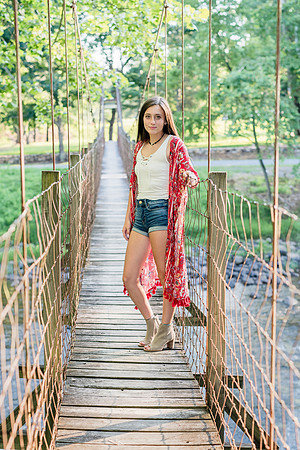 2018_Maddy_Senior-152.jpg
