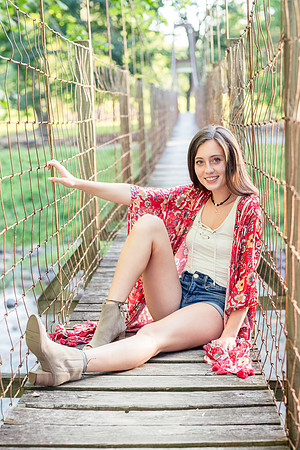 2018_Maddy_Senior-159.jpg